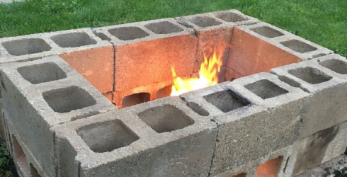 Photo of our first example of a cinderblock grill
